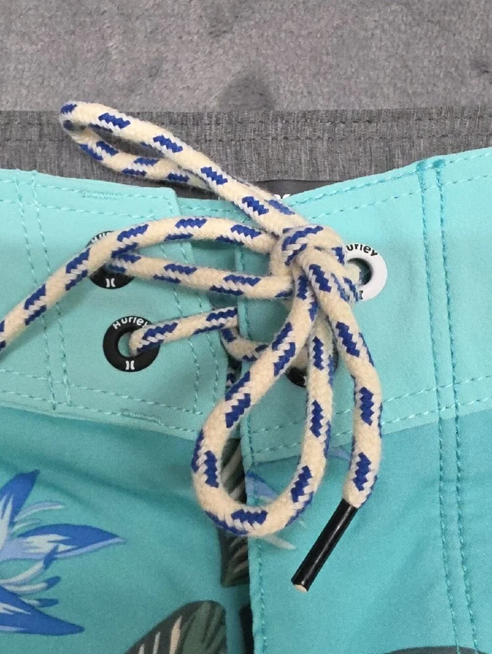 Hurley light teal